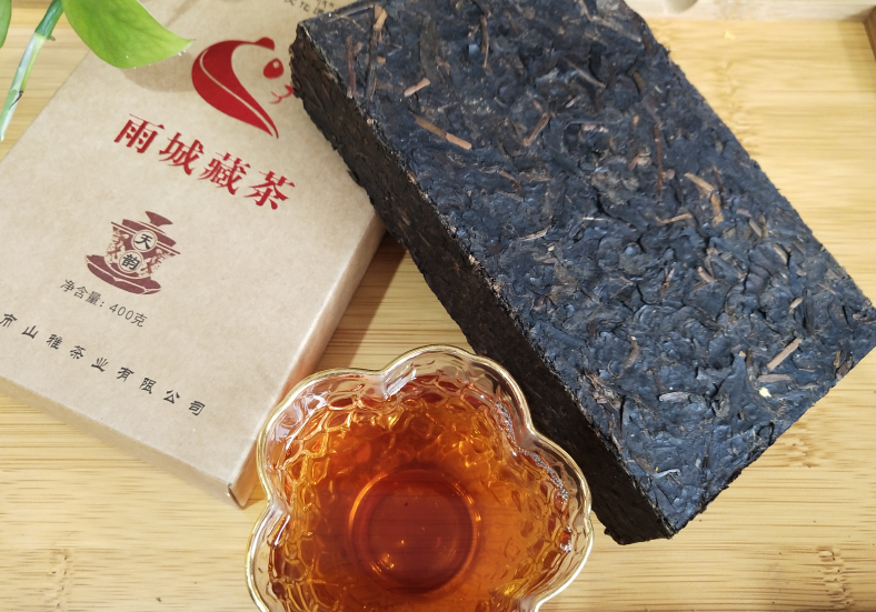 雨城藏茶（400g）