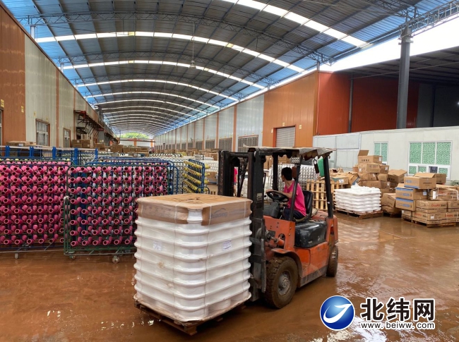 芦山县受灾企业：想方设法尽快恢复生产 继续强化防范灾害措施