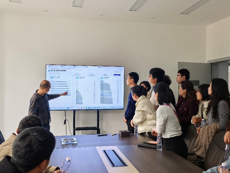 专家带着方案进车间 现场“把脉”开“良方”——雅安“智改数转”一线见闻